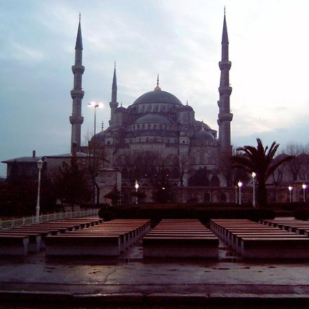 Kafkas Hotel Istanbul Exterior foto