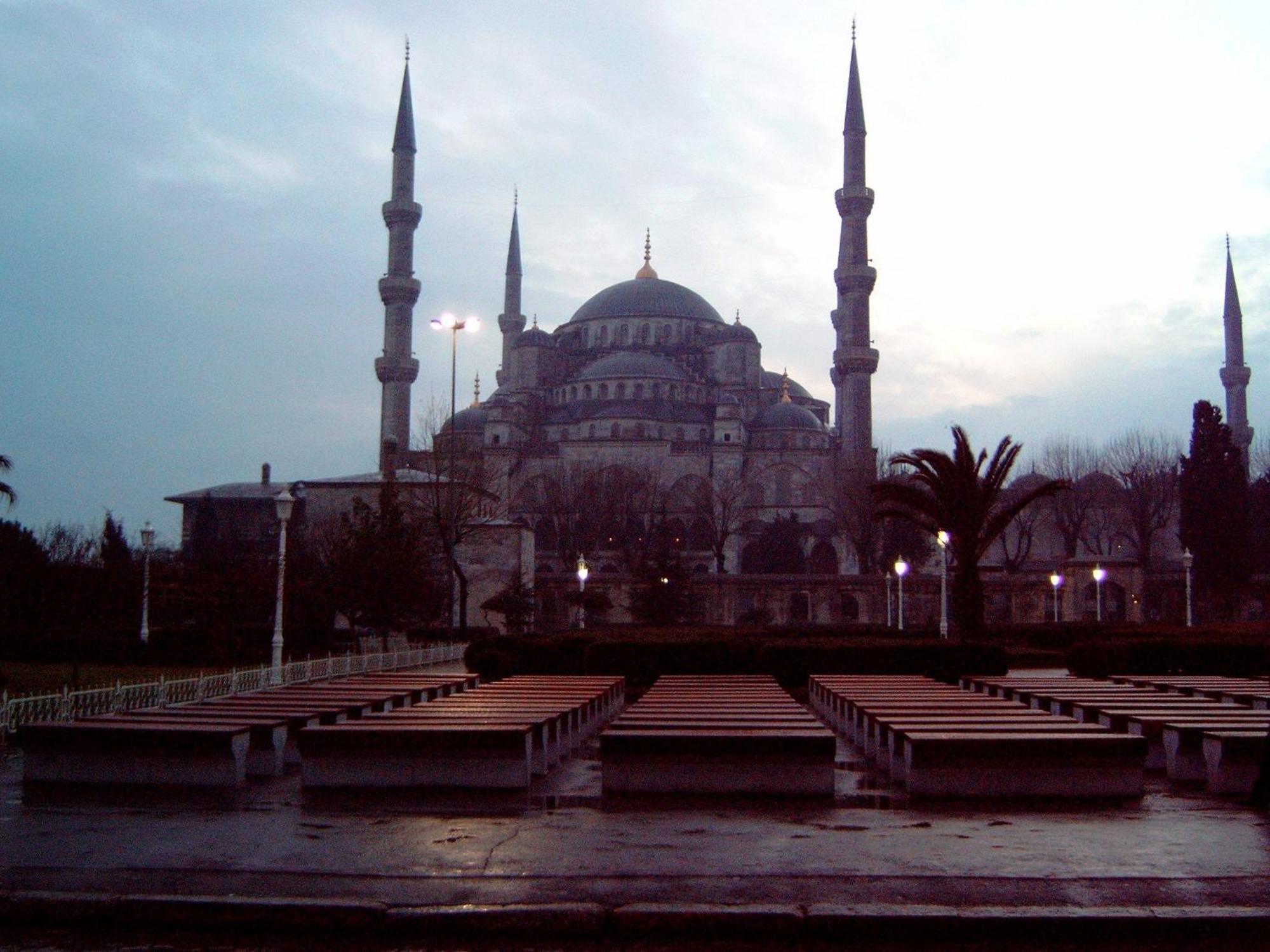 Kafkas Hotel Istanbul Exterior foto
